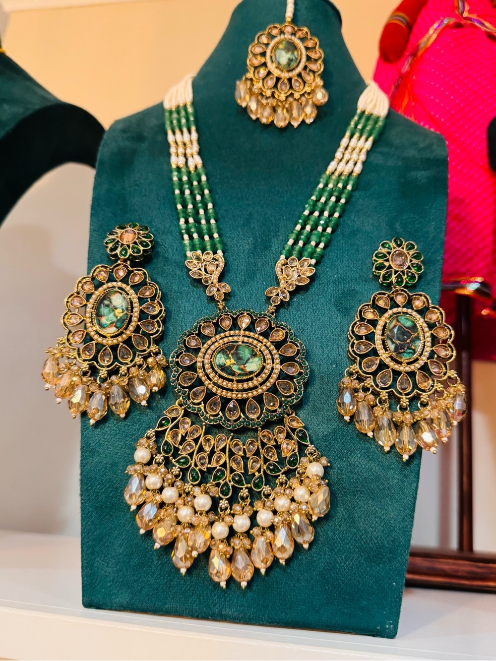 Fashion Jewelry Green and Gold Kundan Style Necklace Set with Earrings